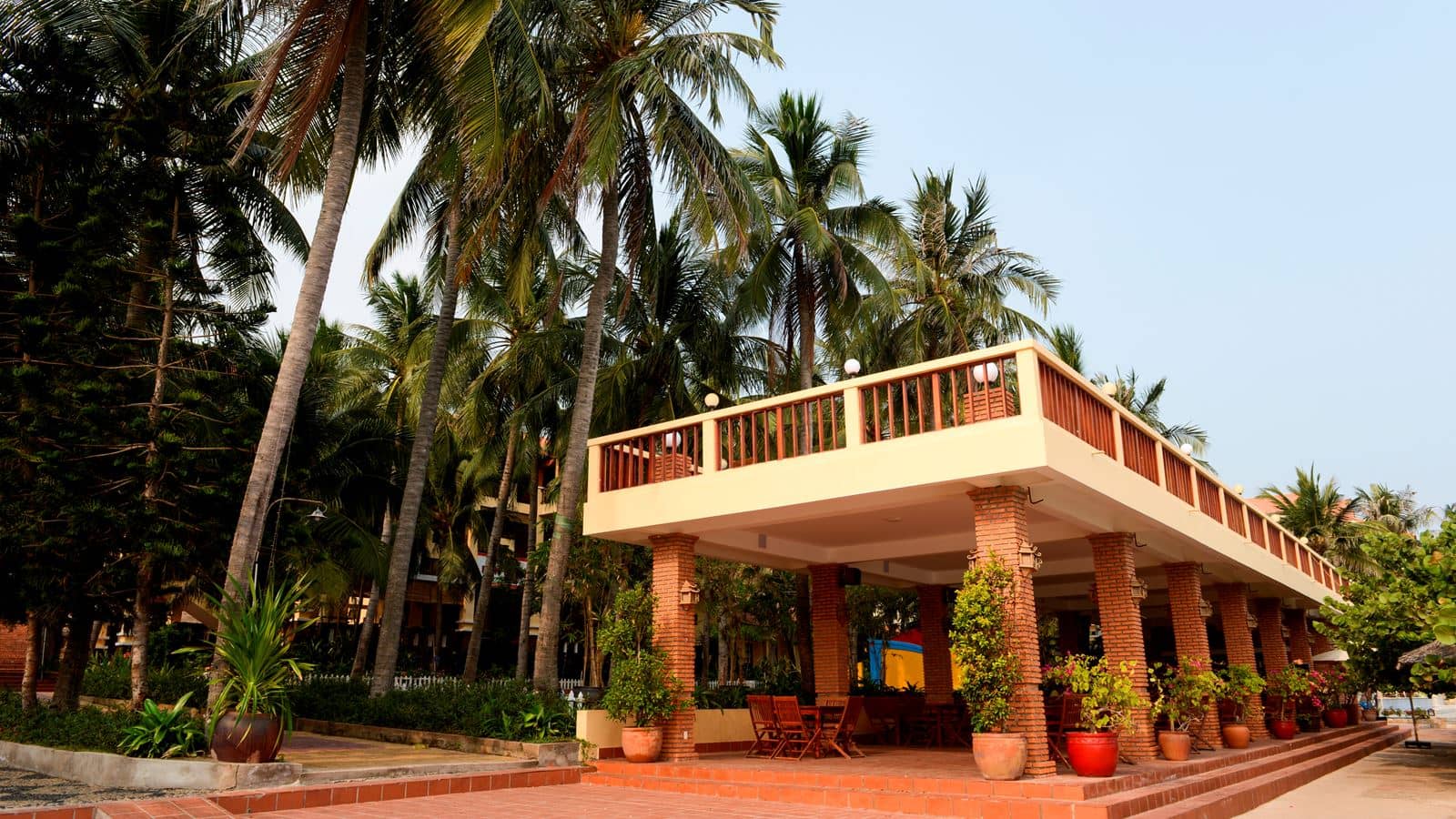 general-main-building