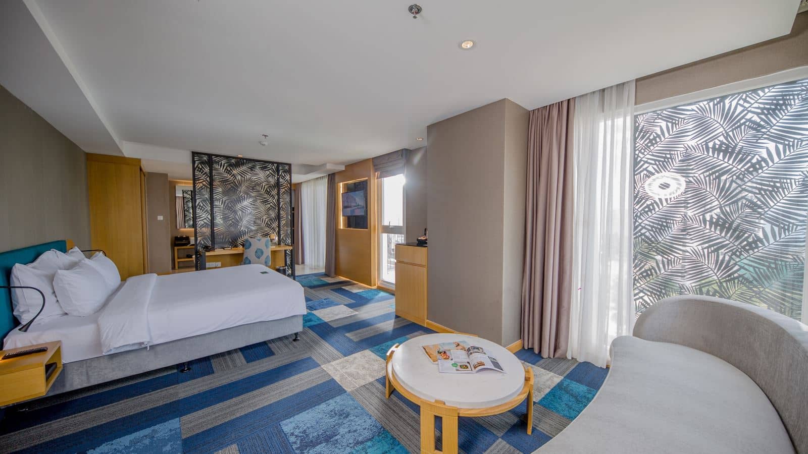 rooms-club-suite