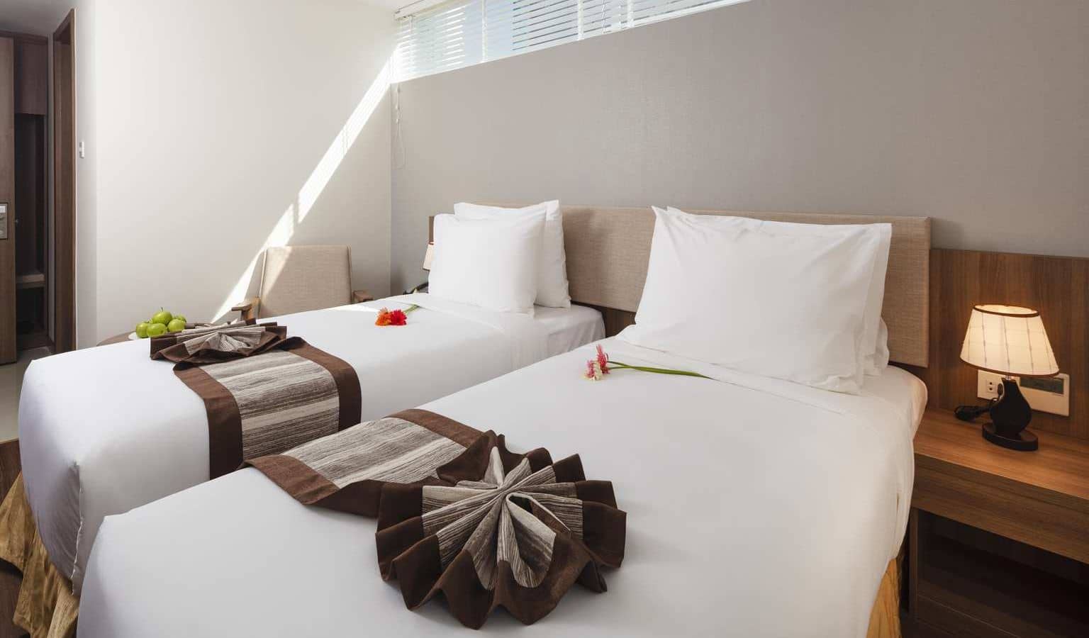 rooms-superior-no-window