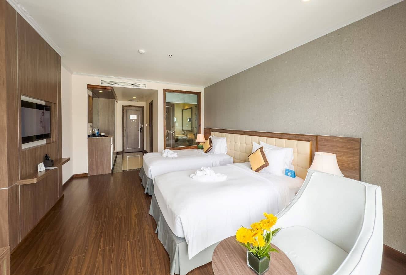 rooms-deluxe-twin-seaview-balcony-child-without-extra-bed