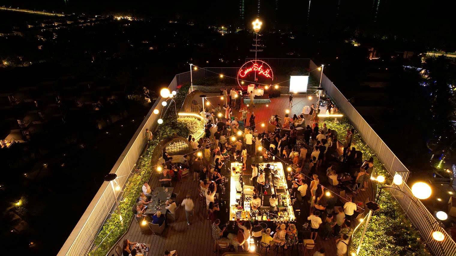 bars-cview-sky-bar