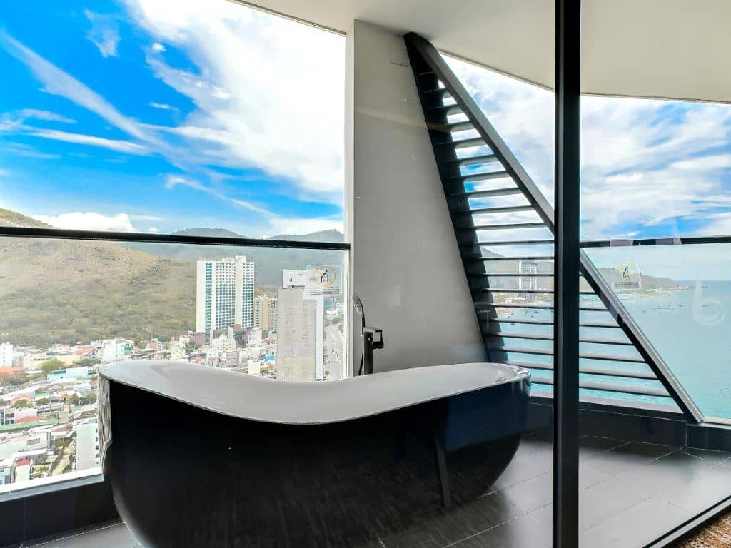 rooms-suite-room