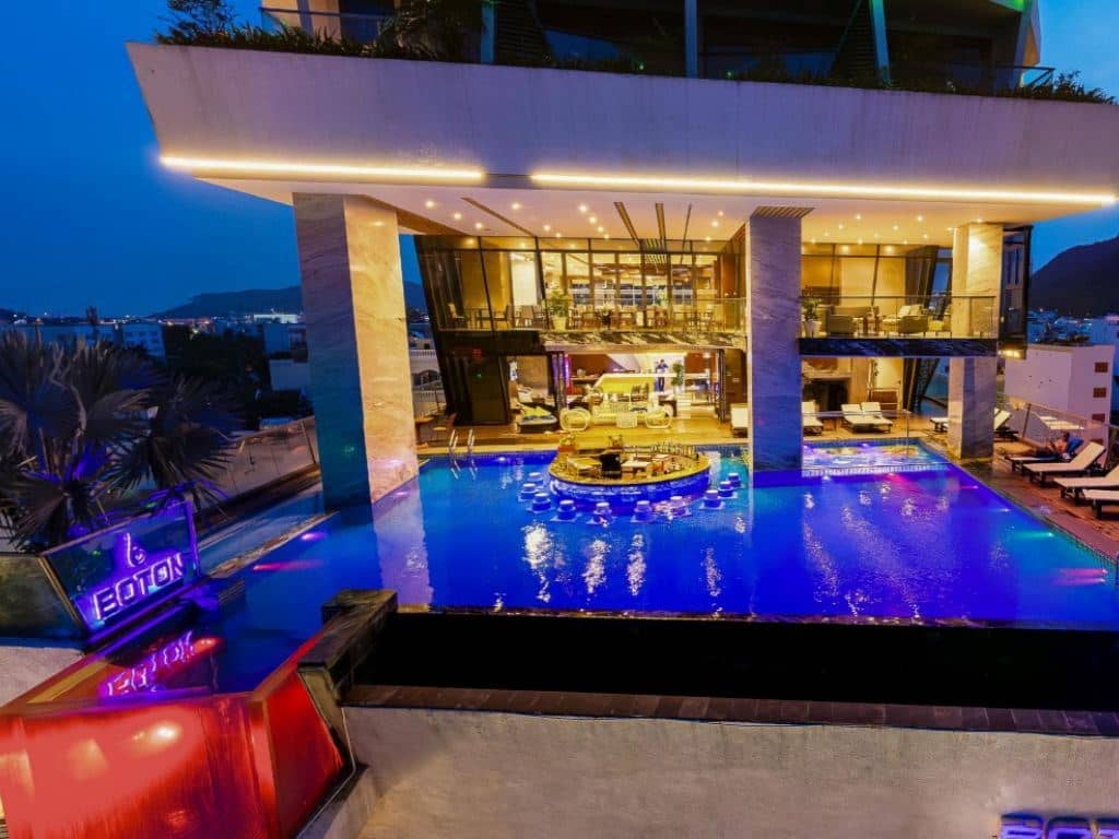 pools-pools