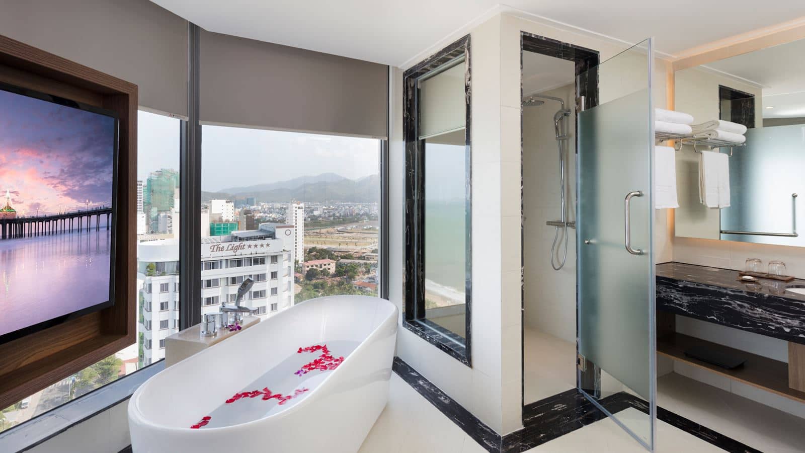 rooms-comodo-suite-panaroma