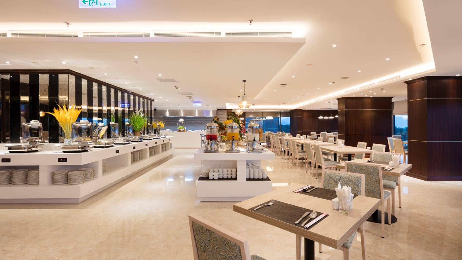 restaurants-restaurant