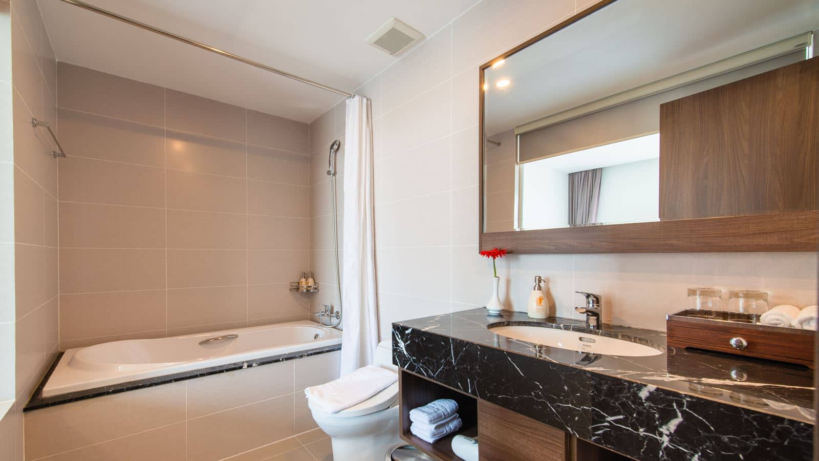 rooms-studio-plus-sea-view-with-balcony