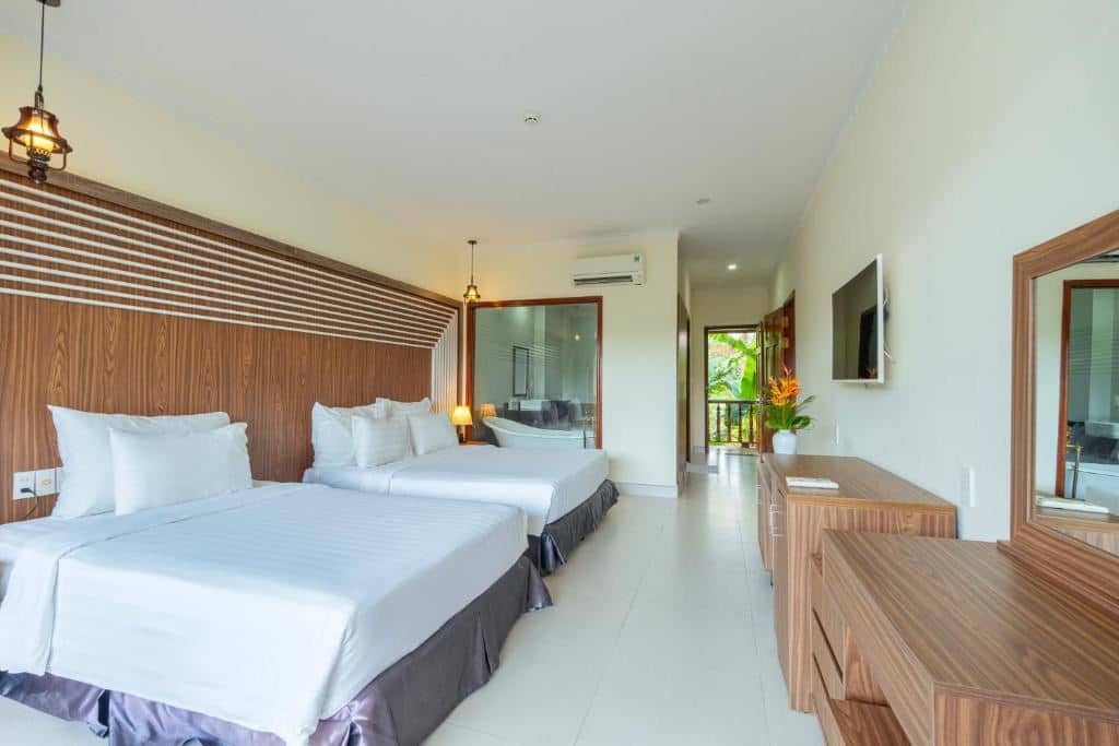 rooms-deluxe-triple-garden-view-no-extra-bed