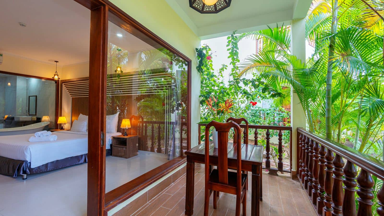 rooms-deluxe-garden-view