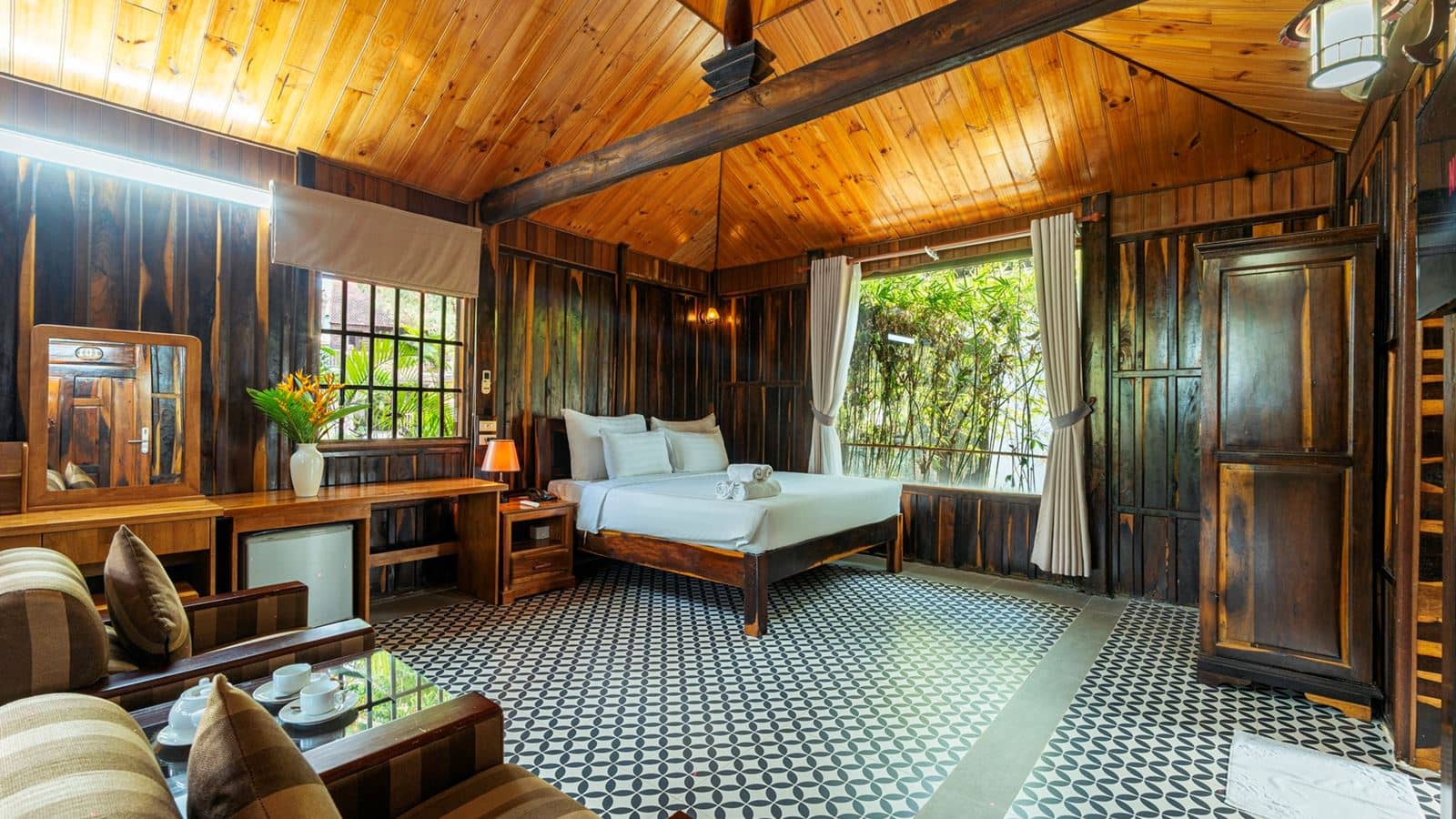 rooms-bungalow-pool-view-no-extra-bed