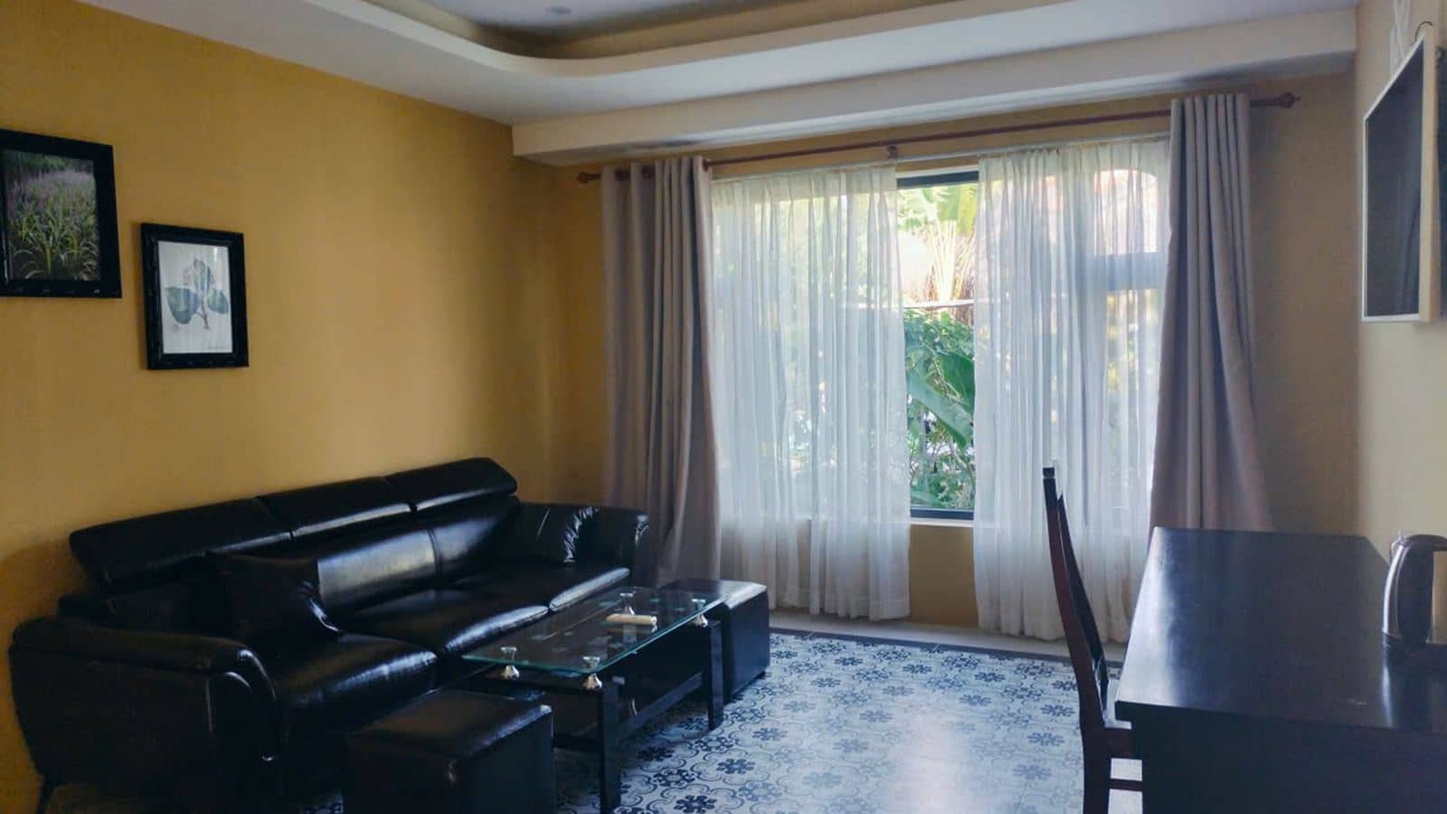 rooms-jaccuzi-villa-3-bedrooms-garden-view-no-extra-bed