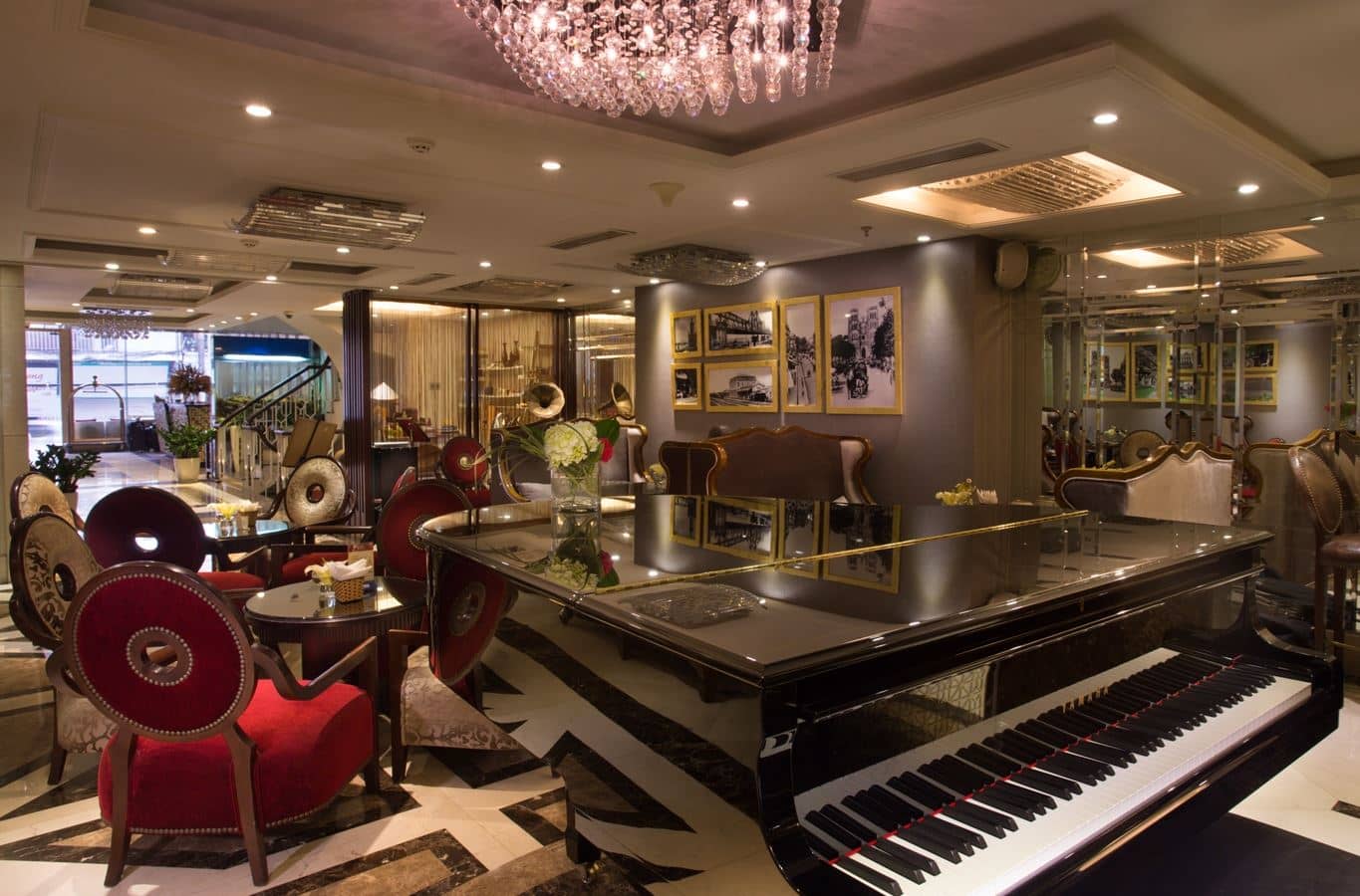 bars-piano-bar