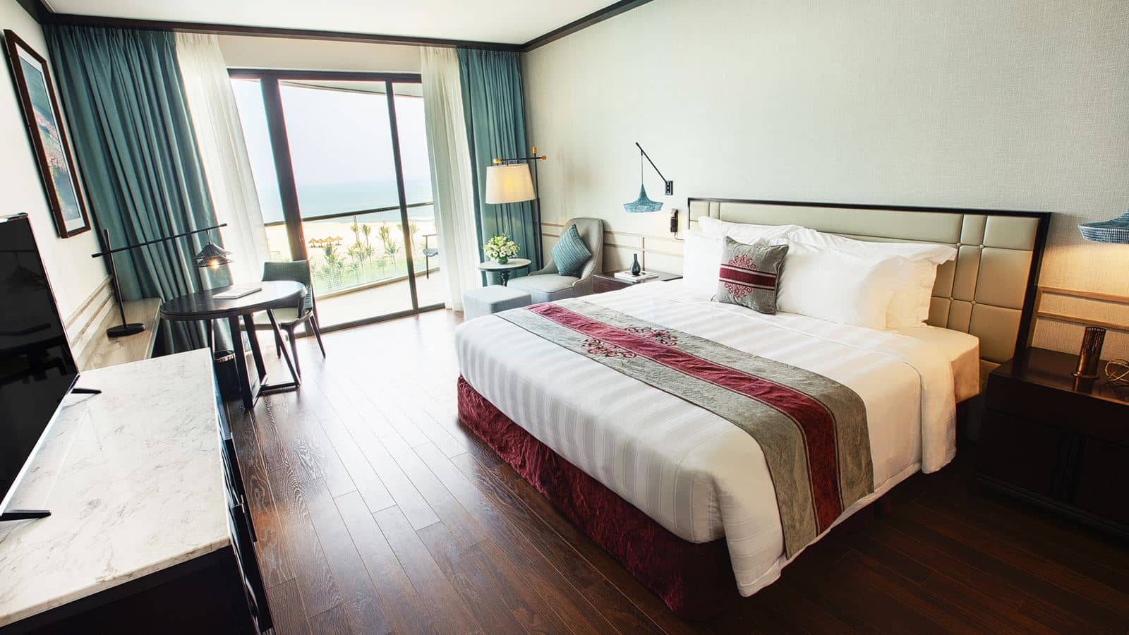rooms-deluxe-room
