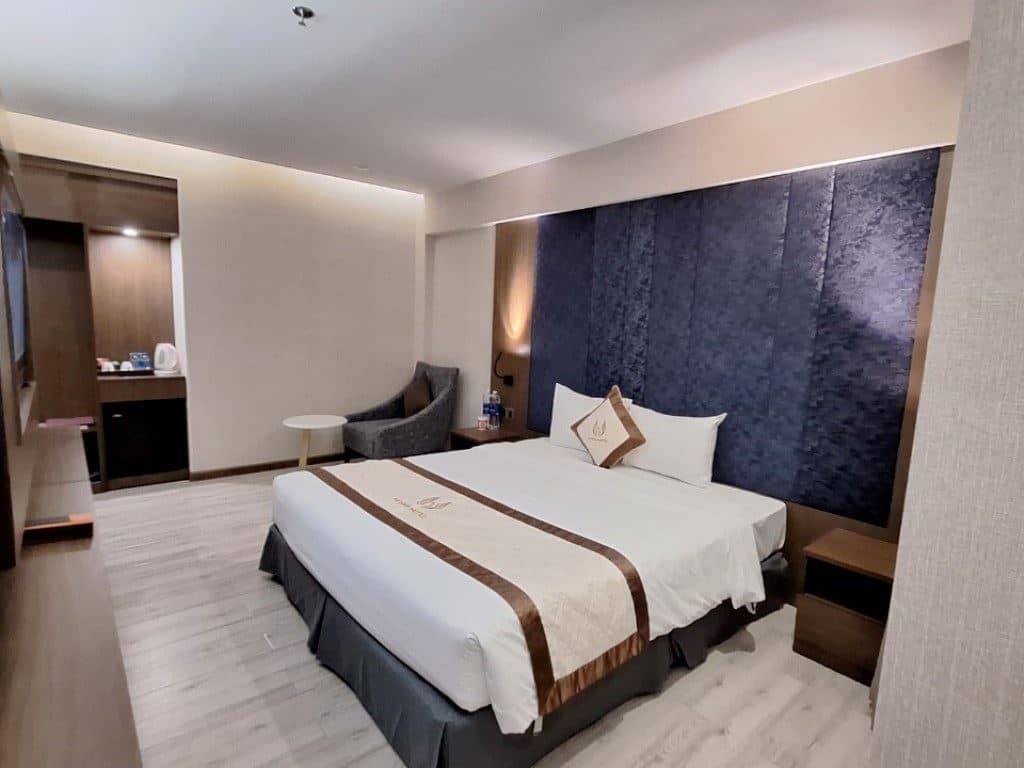 rooms-superior-room-no-view-no-extra-bed