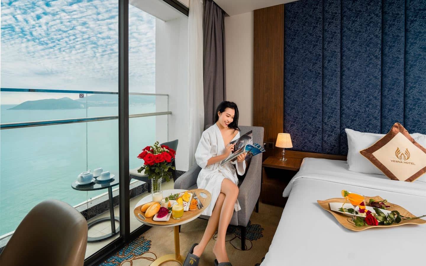 rooms-premier-ocean-view-with-balcony-no-extra-bed