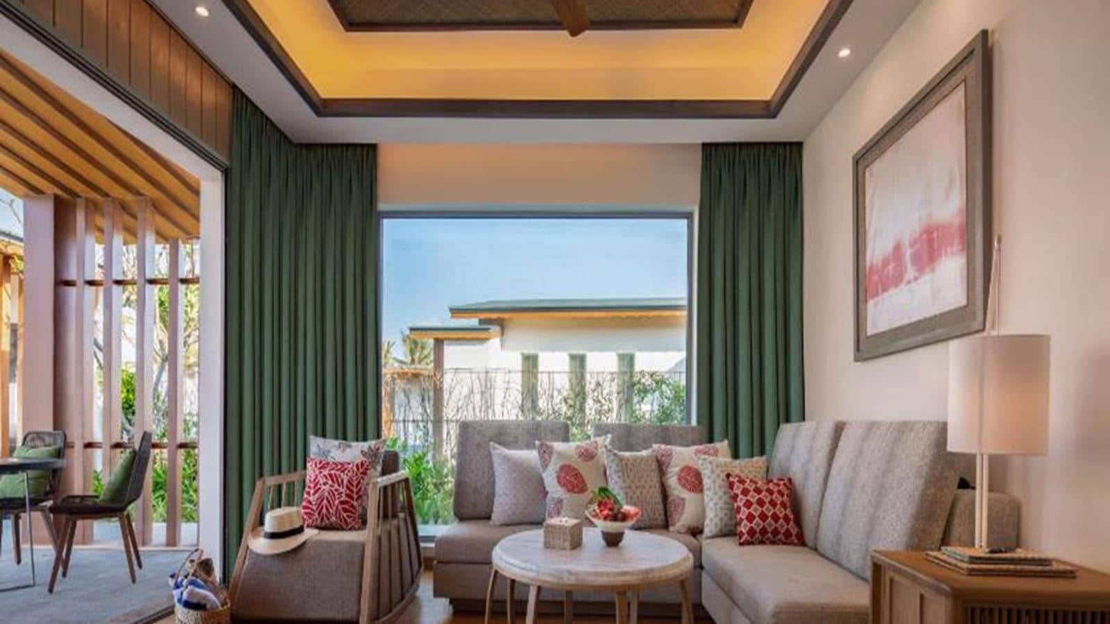 rooms-one-bedroom-pool-villa-ocean-view