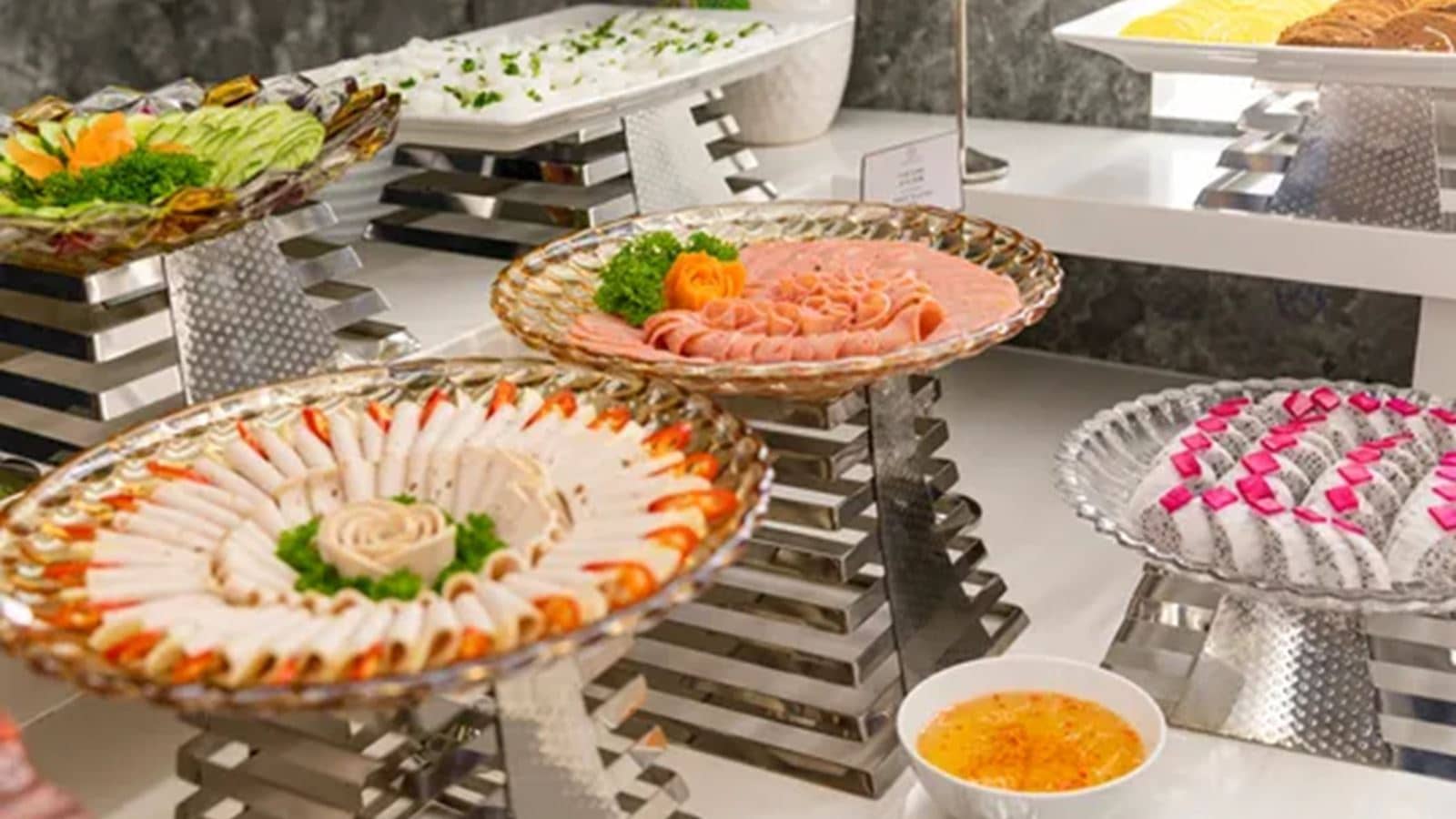 restaurants-restaurant