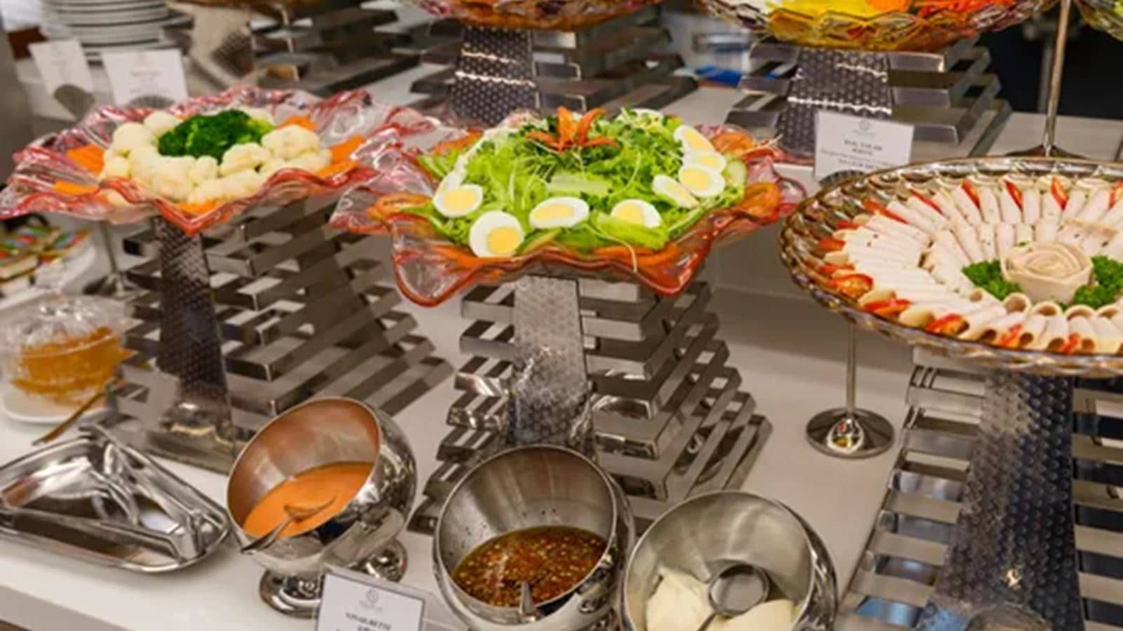 restaurants-restaurant
