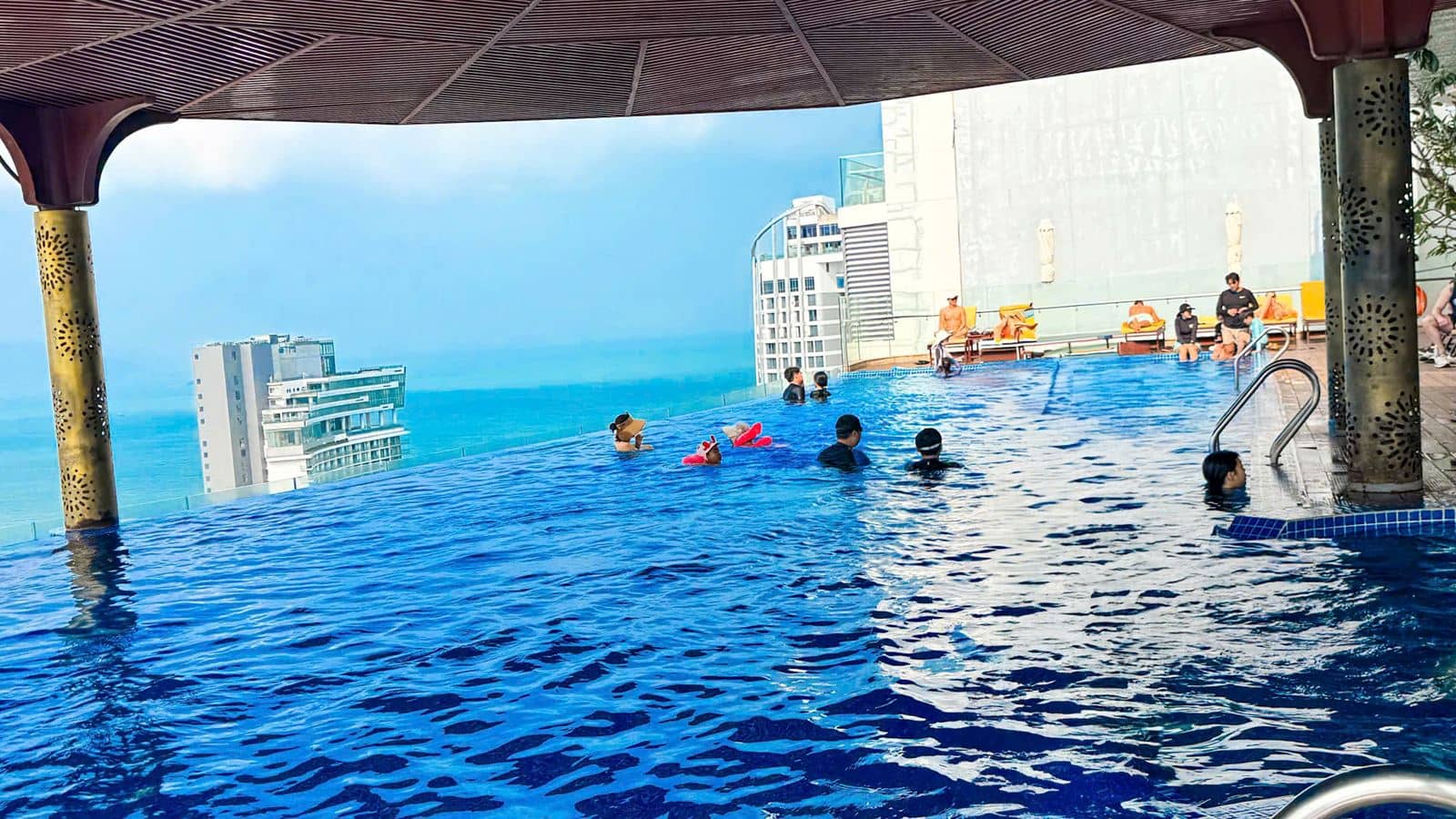 pools-outdoor-pool