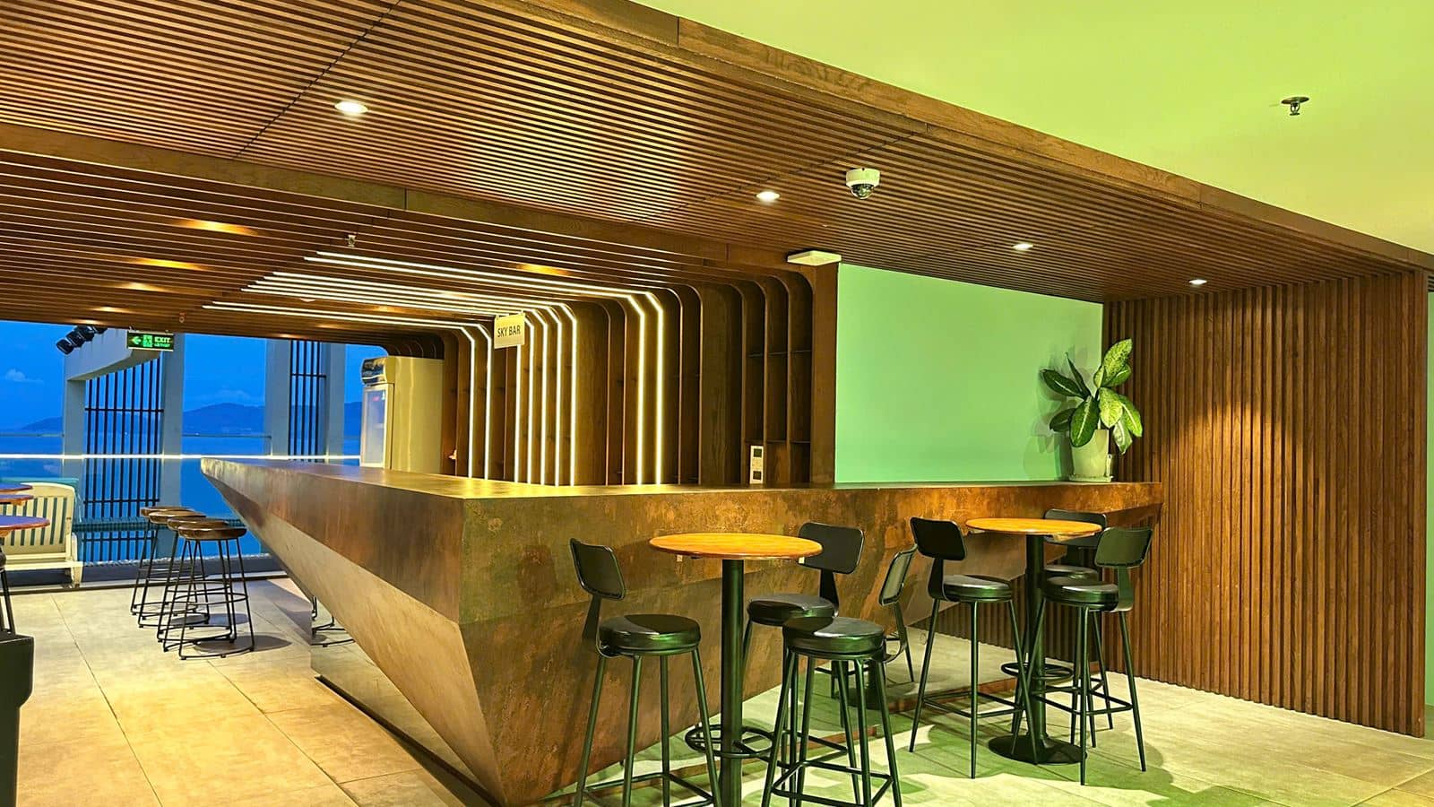 bars-coffee-bar