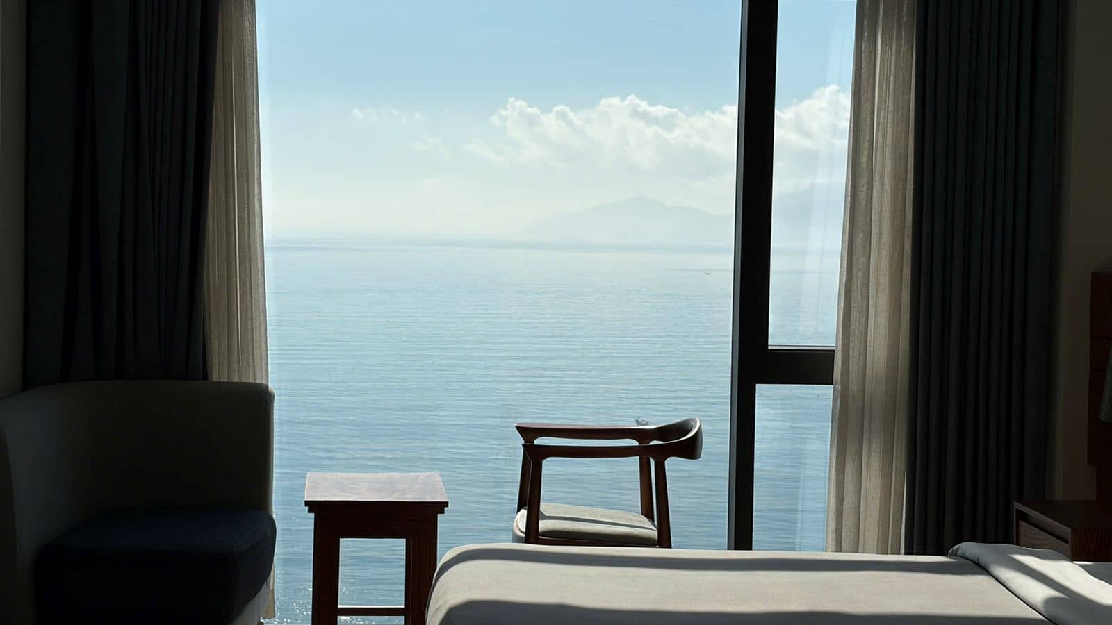 rooms-grand-ocean-view