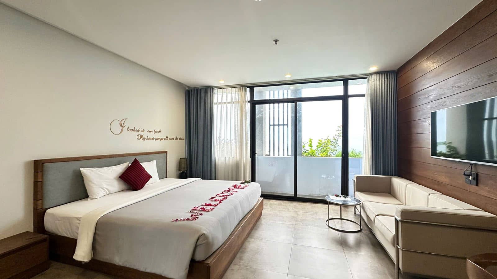 rooms-executive-suite-ocean-view-child-without-extra-bed