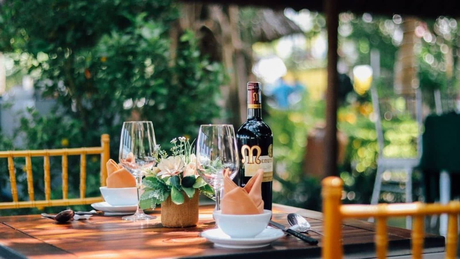 restaurants-champa-garden-restaurant