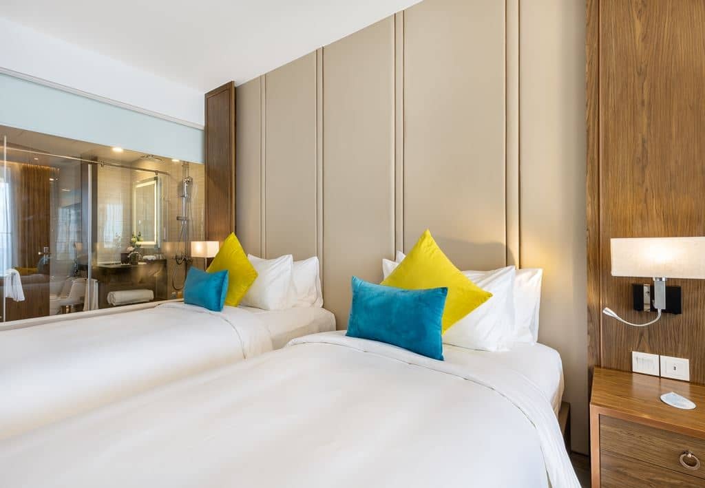 rooms-deluxe-double-ocean-view
