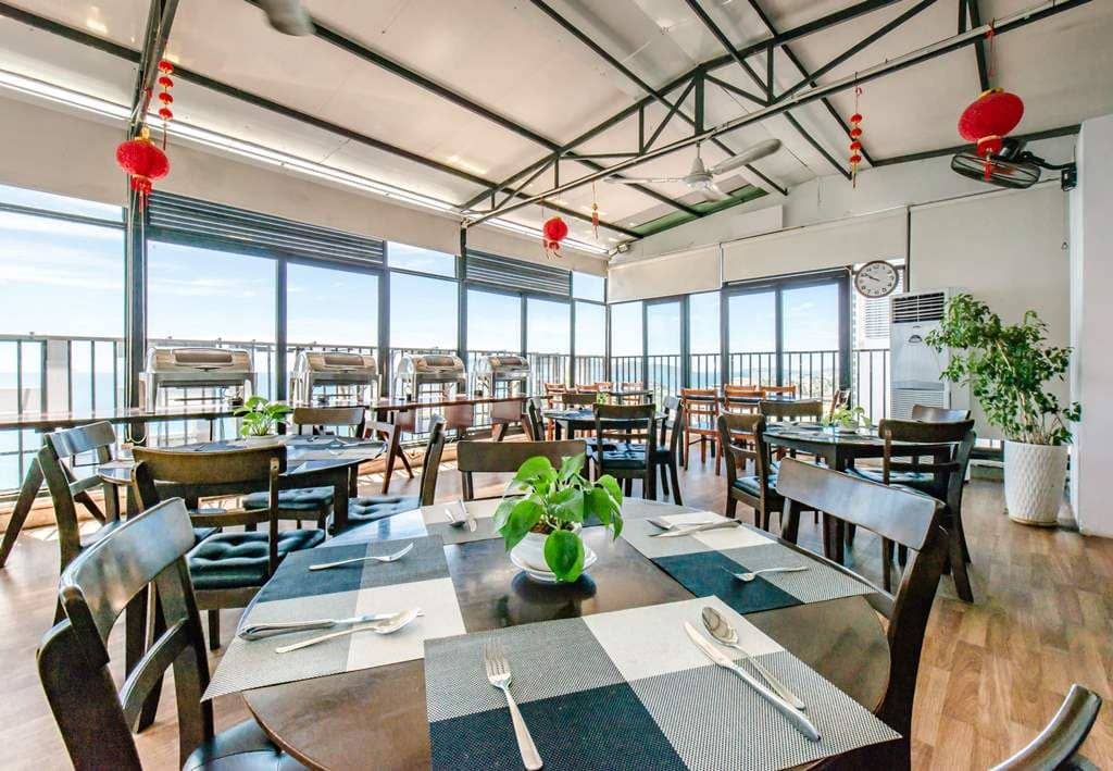 restaurants-restaurant