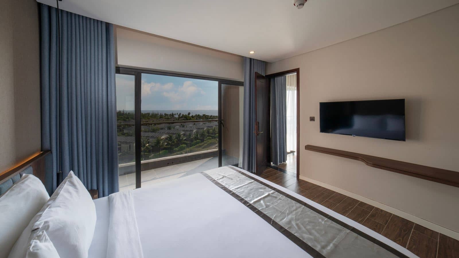 rooms-family-sea-view