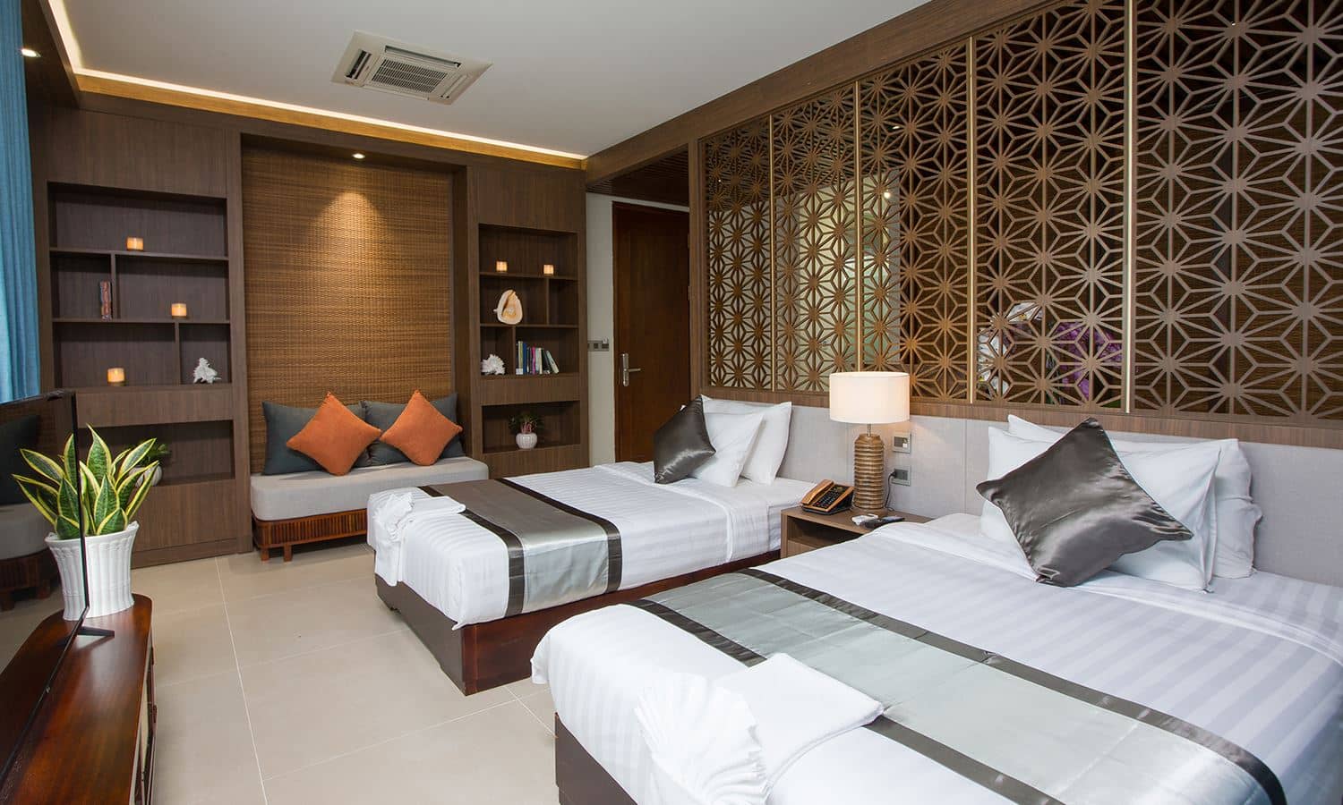 rooms-villa-4-bedrooms-garden-view