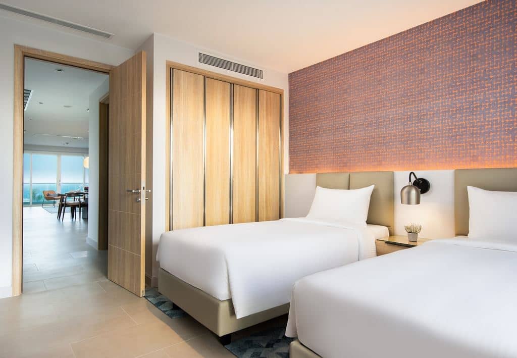 rooms-3bedroom-villa-private-pool-beach-front
