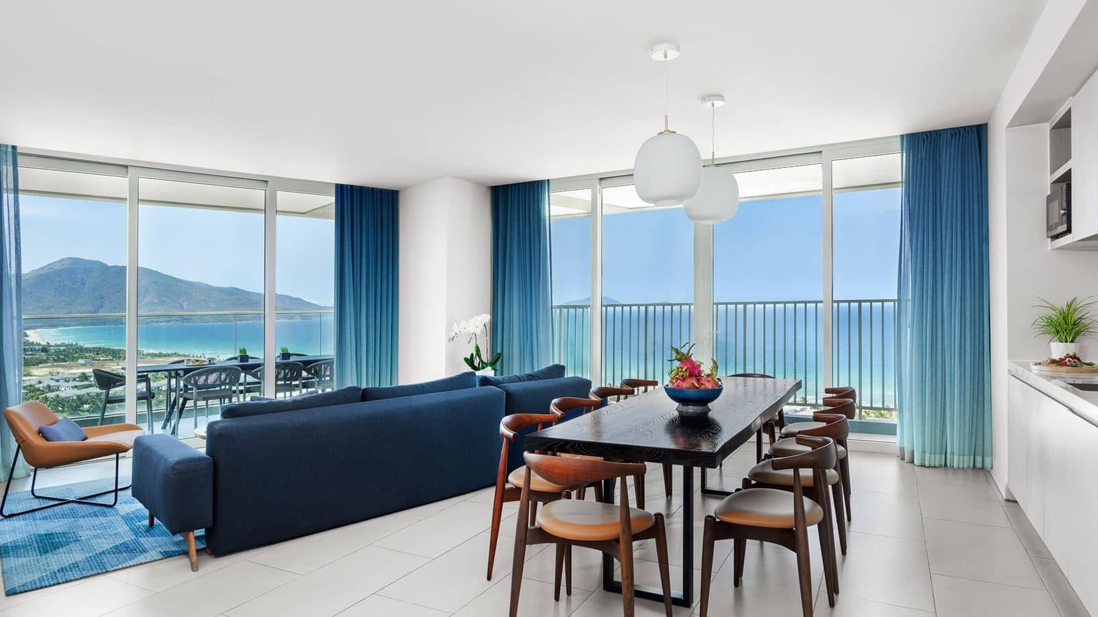 rooms-2bedroom-suite-with-terrace-panoramic-ocean-view