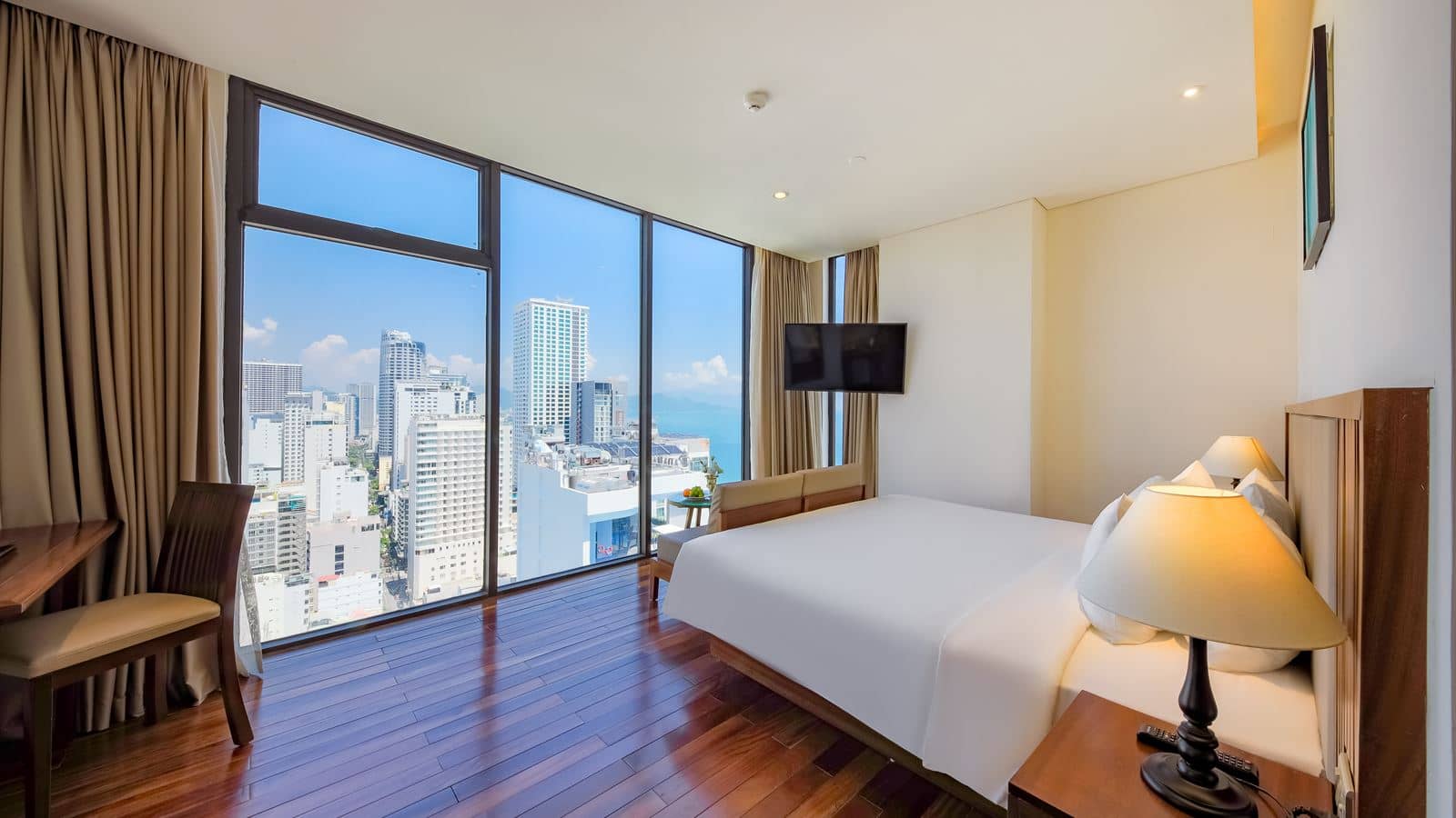 rooms-premier-partial-sea-view