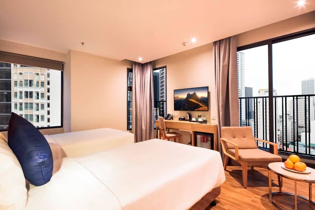 rooms-executive-city-view-with-balcony