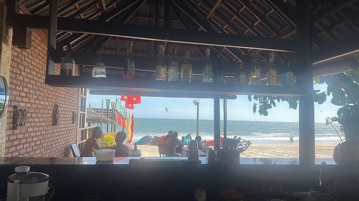 bars-the-beach-bar