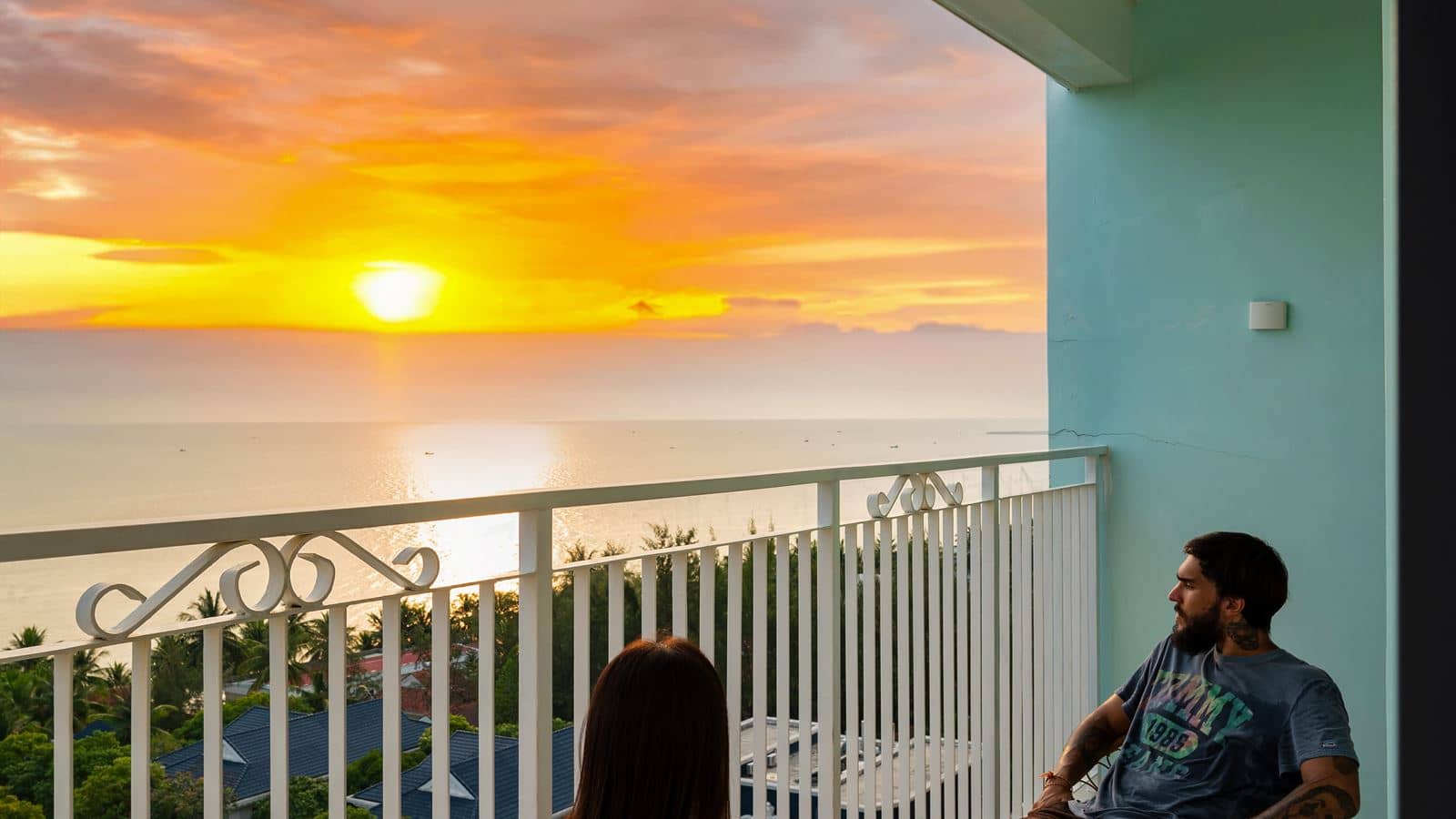 rooms-suite-sea-view-with-balcony