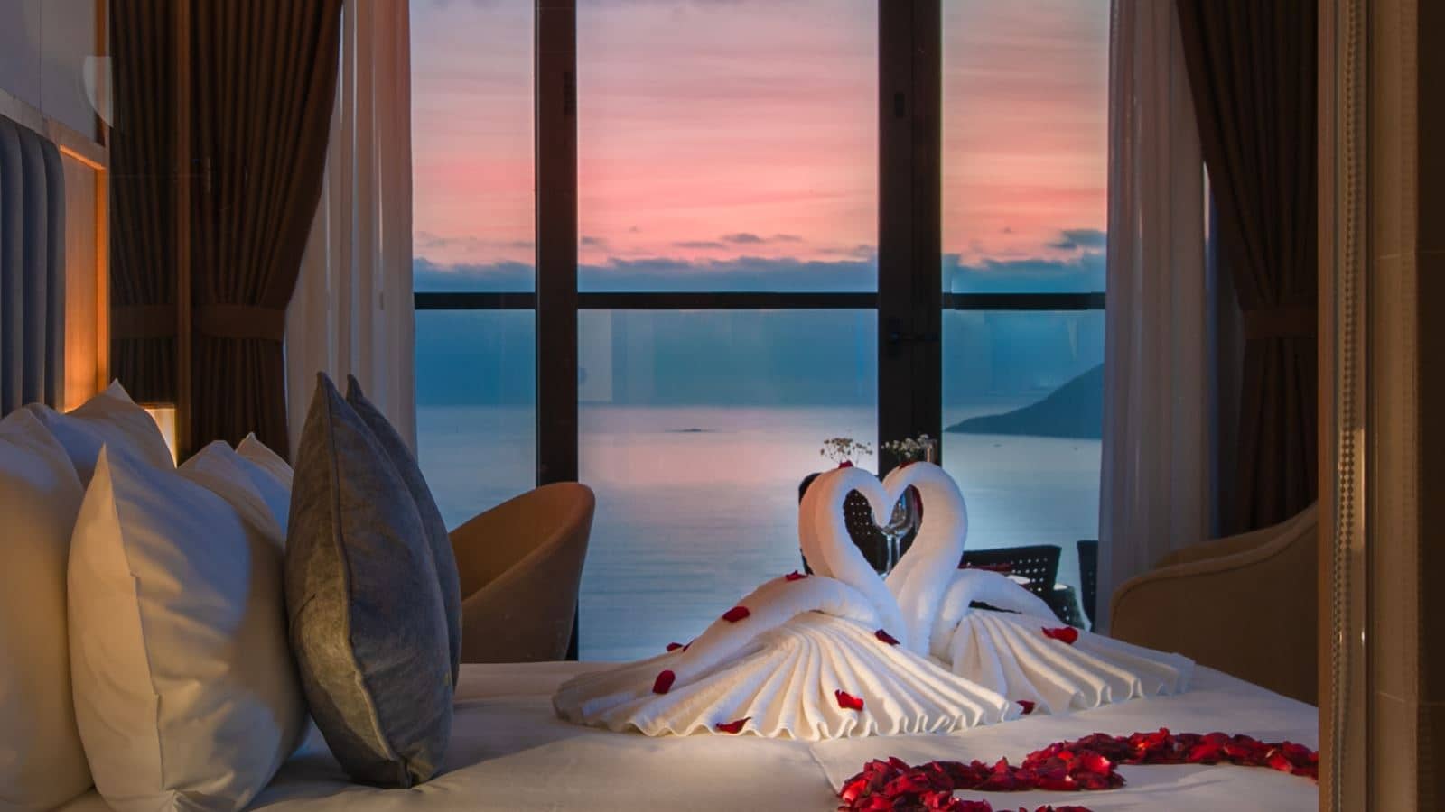 rooms-premier-deluxe-ocean-view