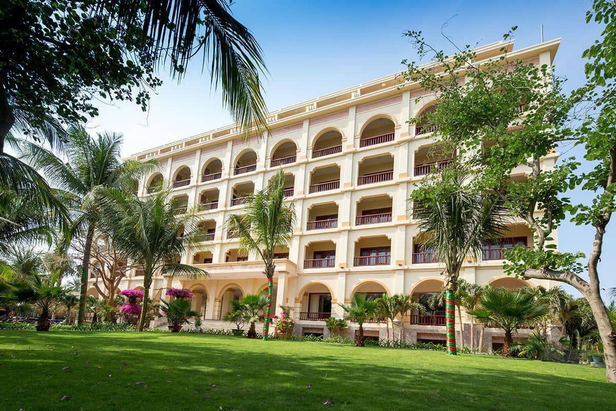 general-main-building