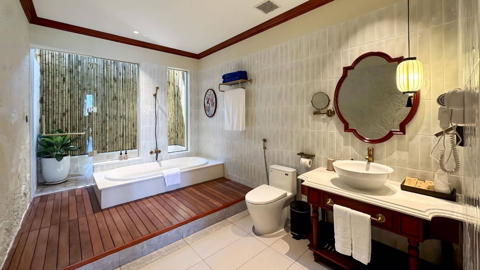 rooms-beachfront-villa