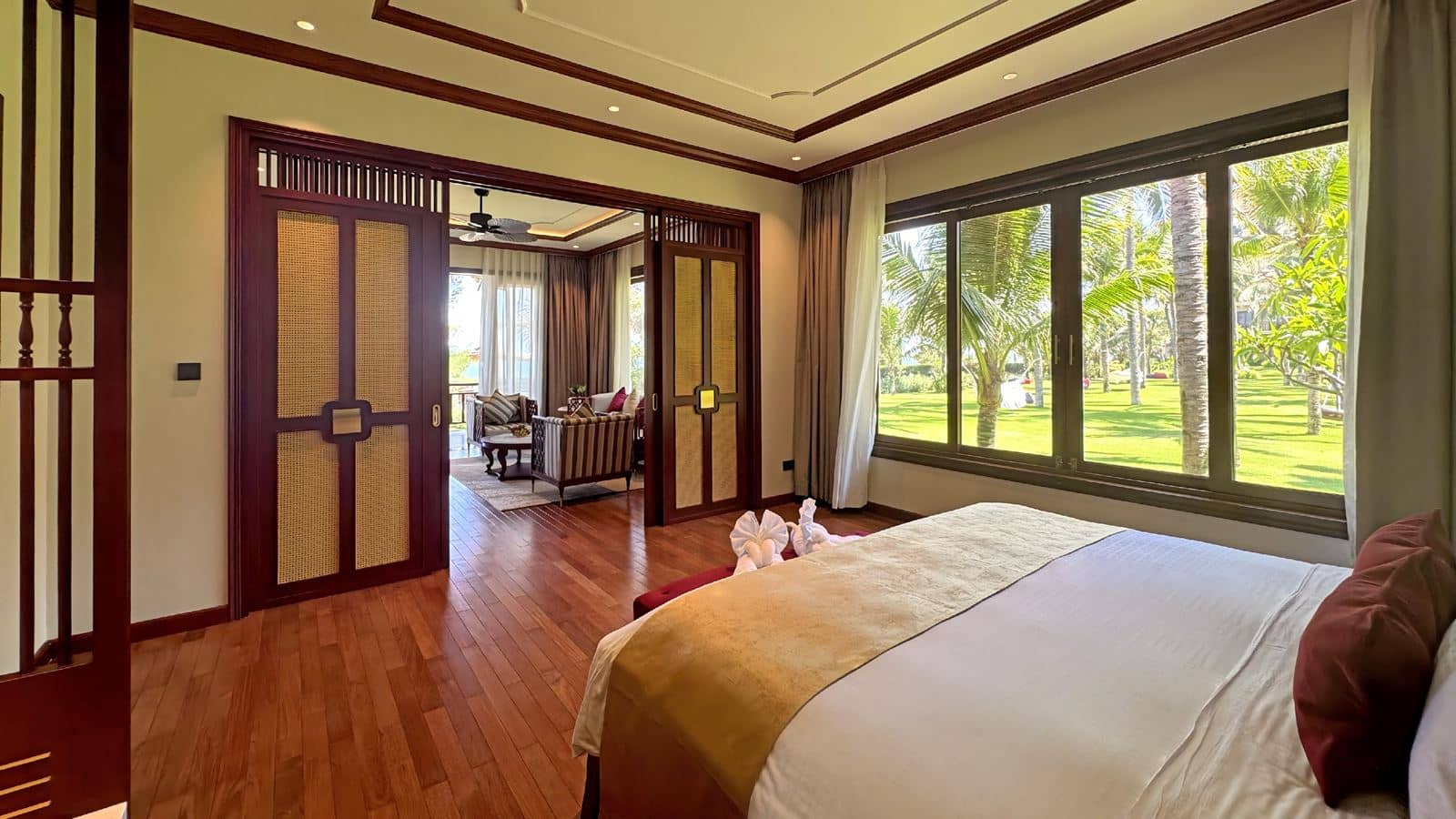 rooms-beachfront-suite-villa-child-without-extra-bed