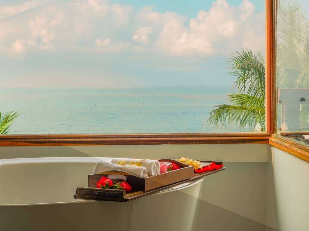 rooms-premier-executive-ocean-king-suite
