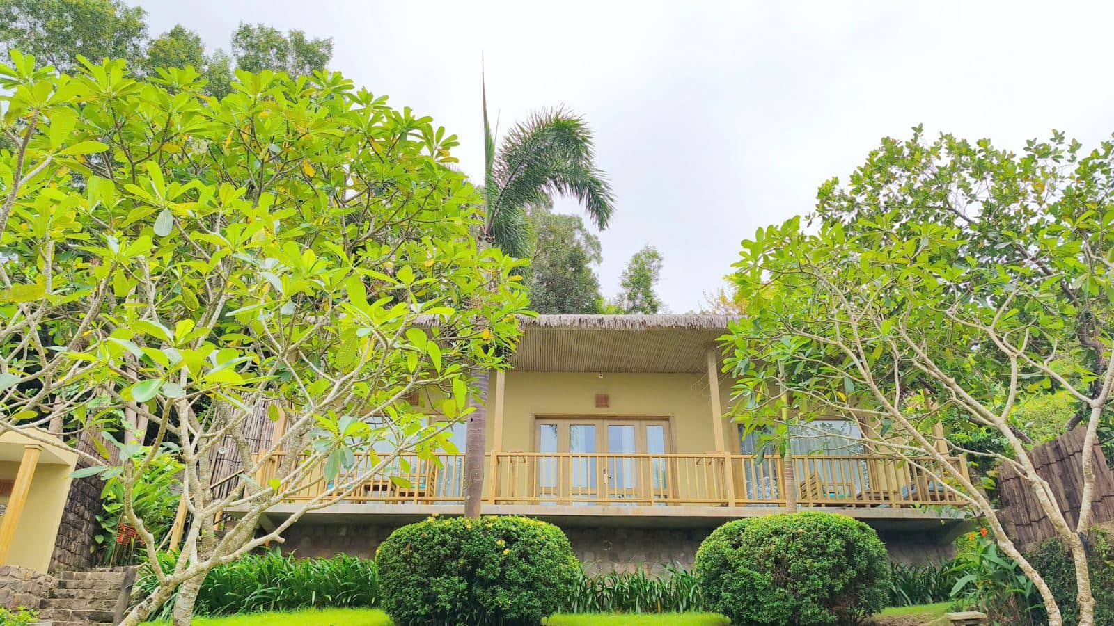 general-bungalow