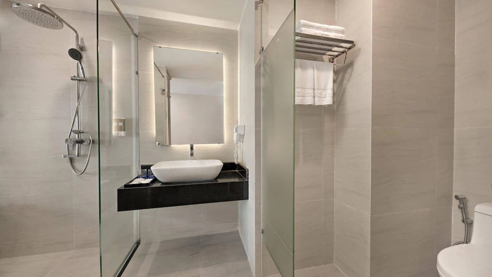 rooms-superior-city-view-no-extra-bed