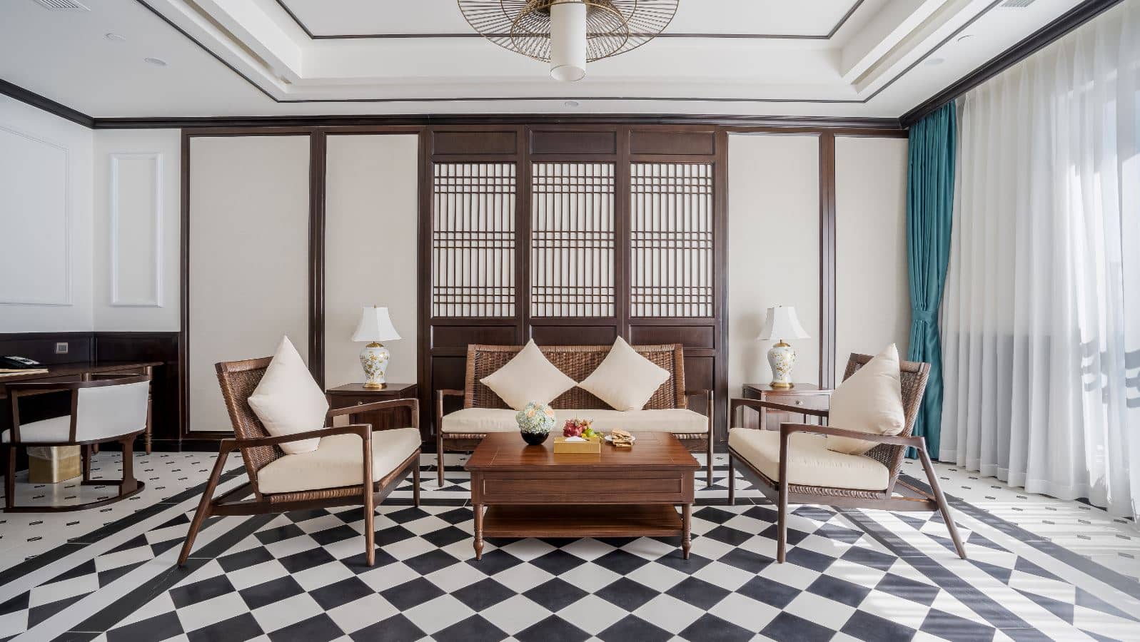 rooms-royal-suite