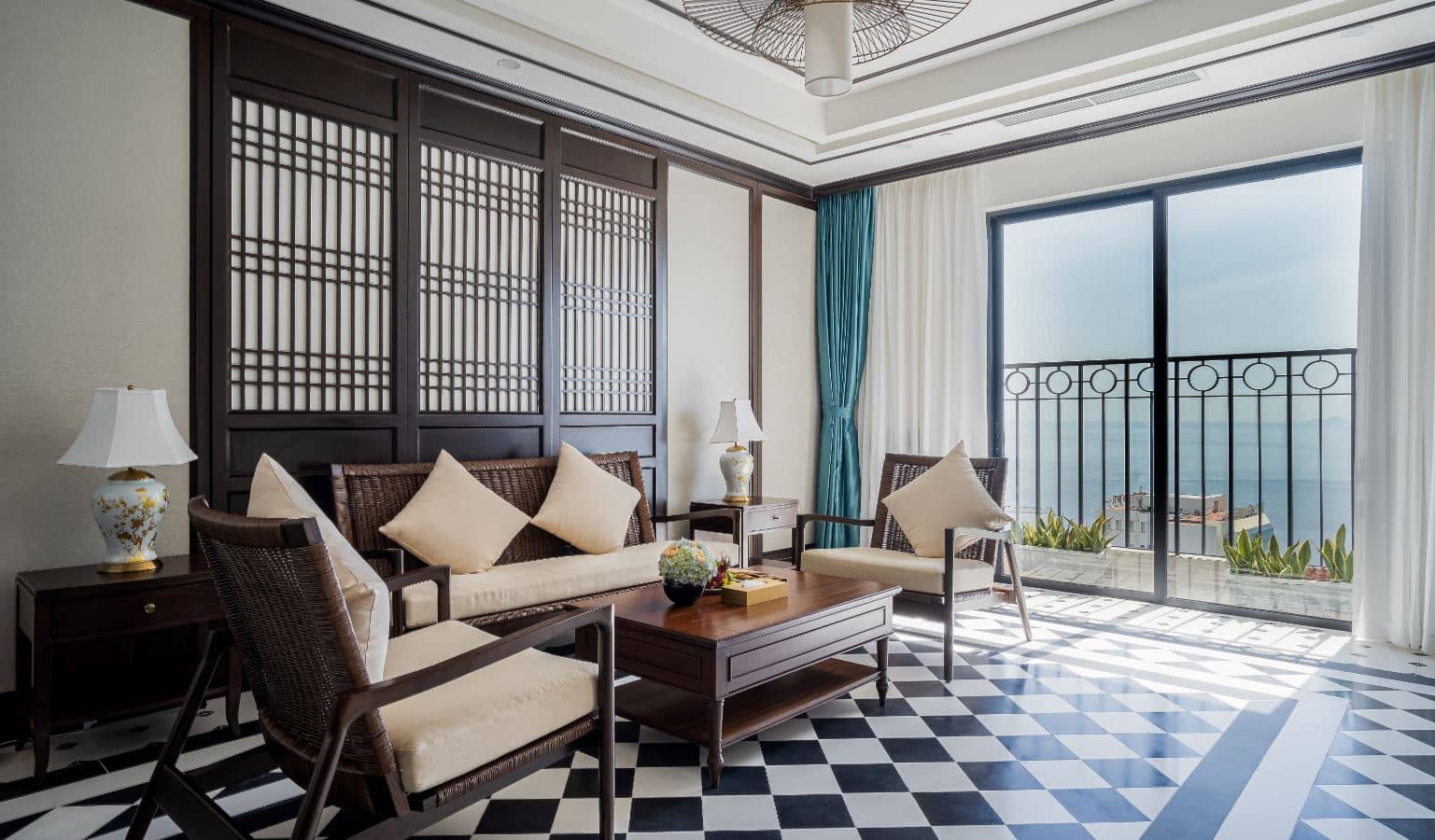 rooms-royal-suite