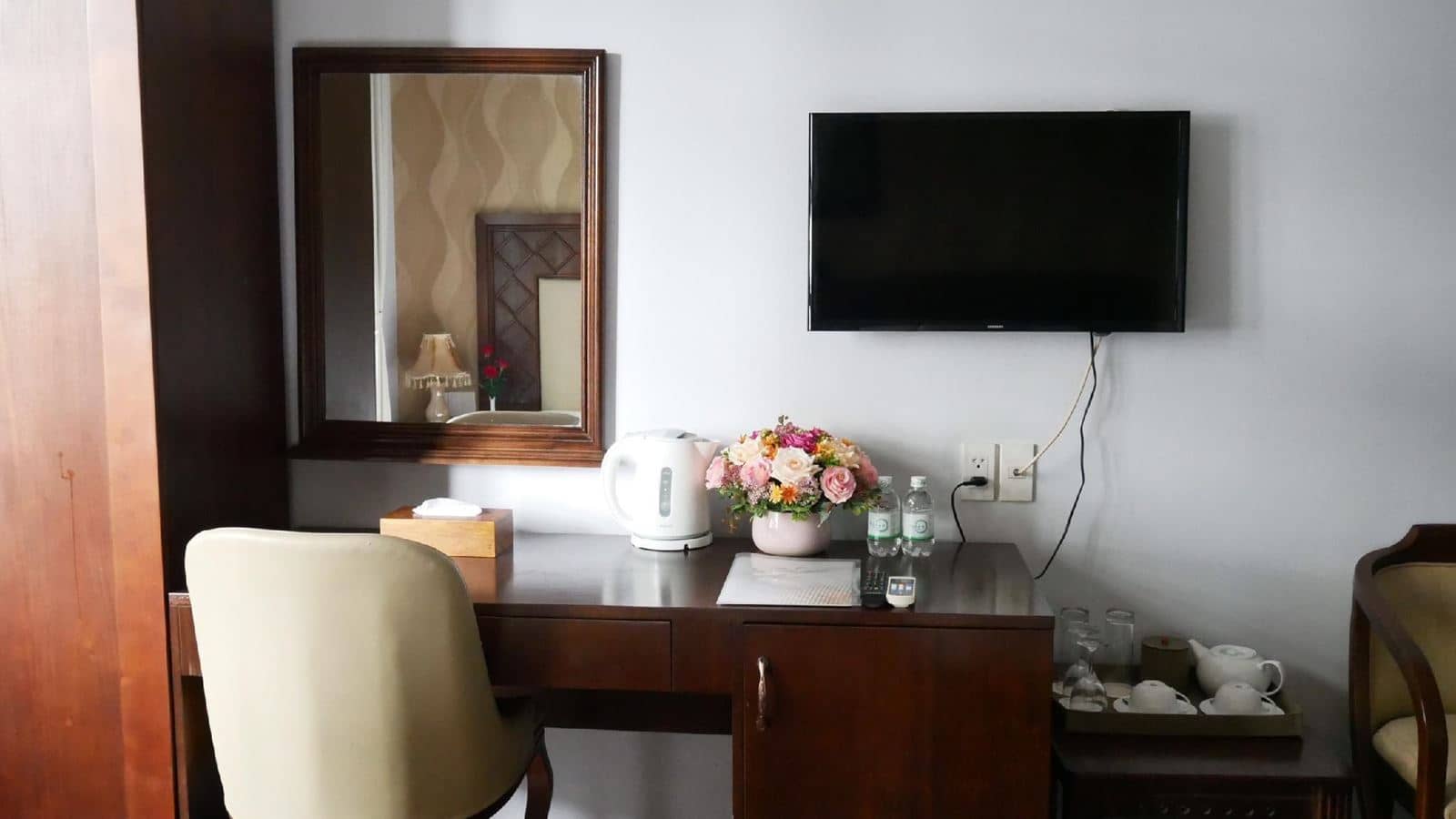 rooms-superior-room