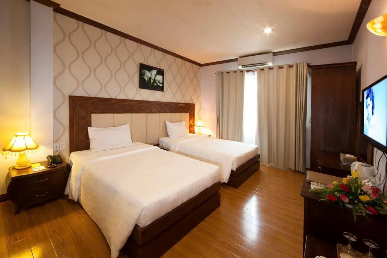 rooms-deluxe-with-balcony-child-without-extra-bed