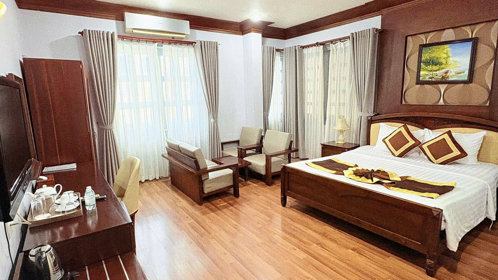 rooms-suite-partial-seaview-with-balcony-child-without-extra-bed