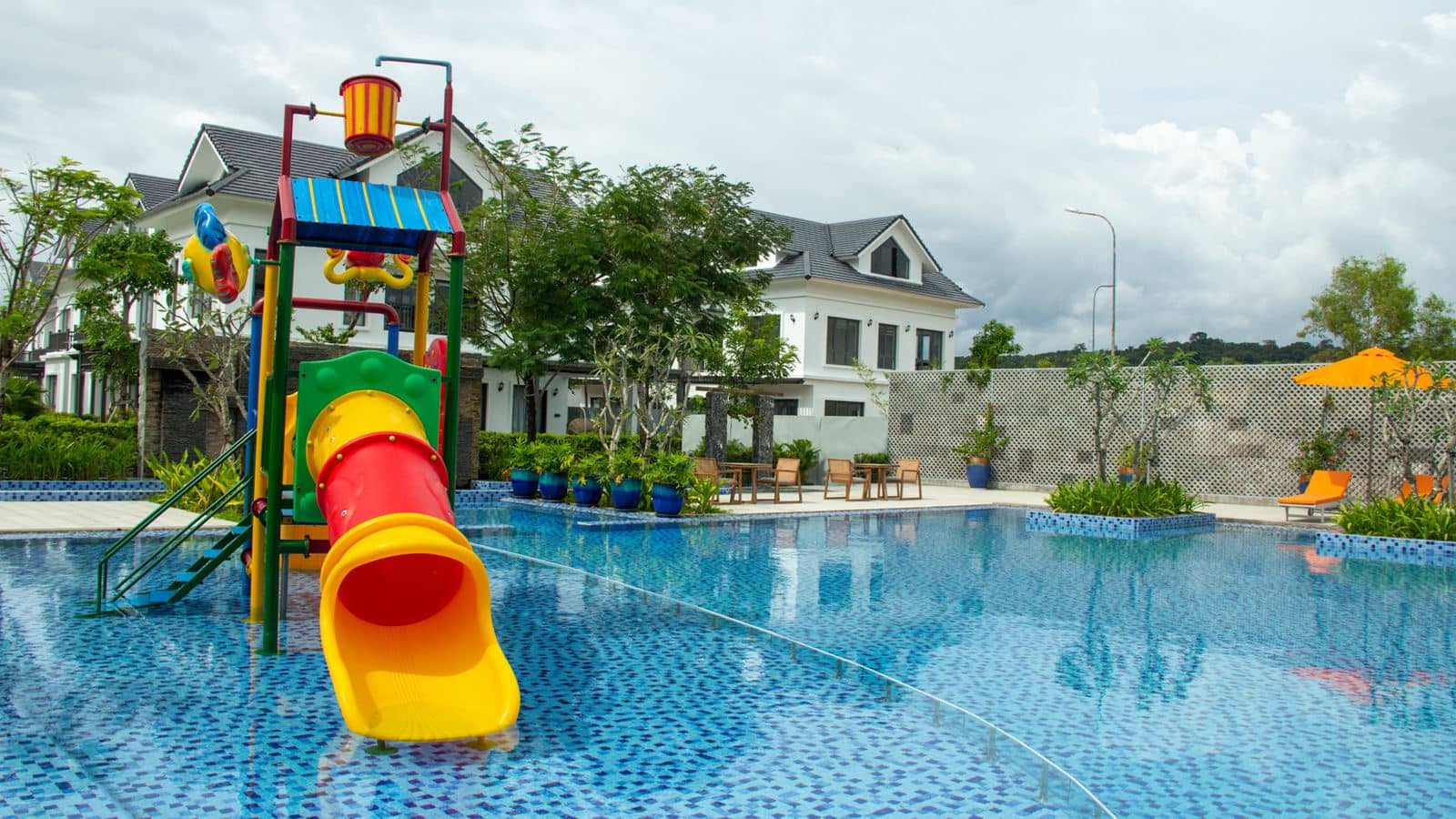 pools-pools
