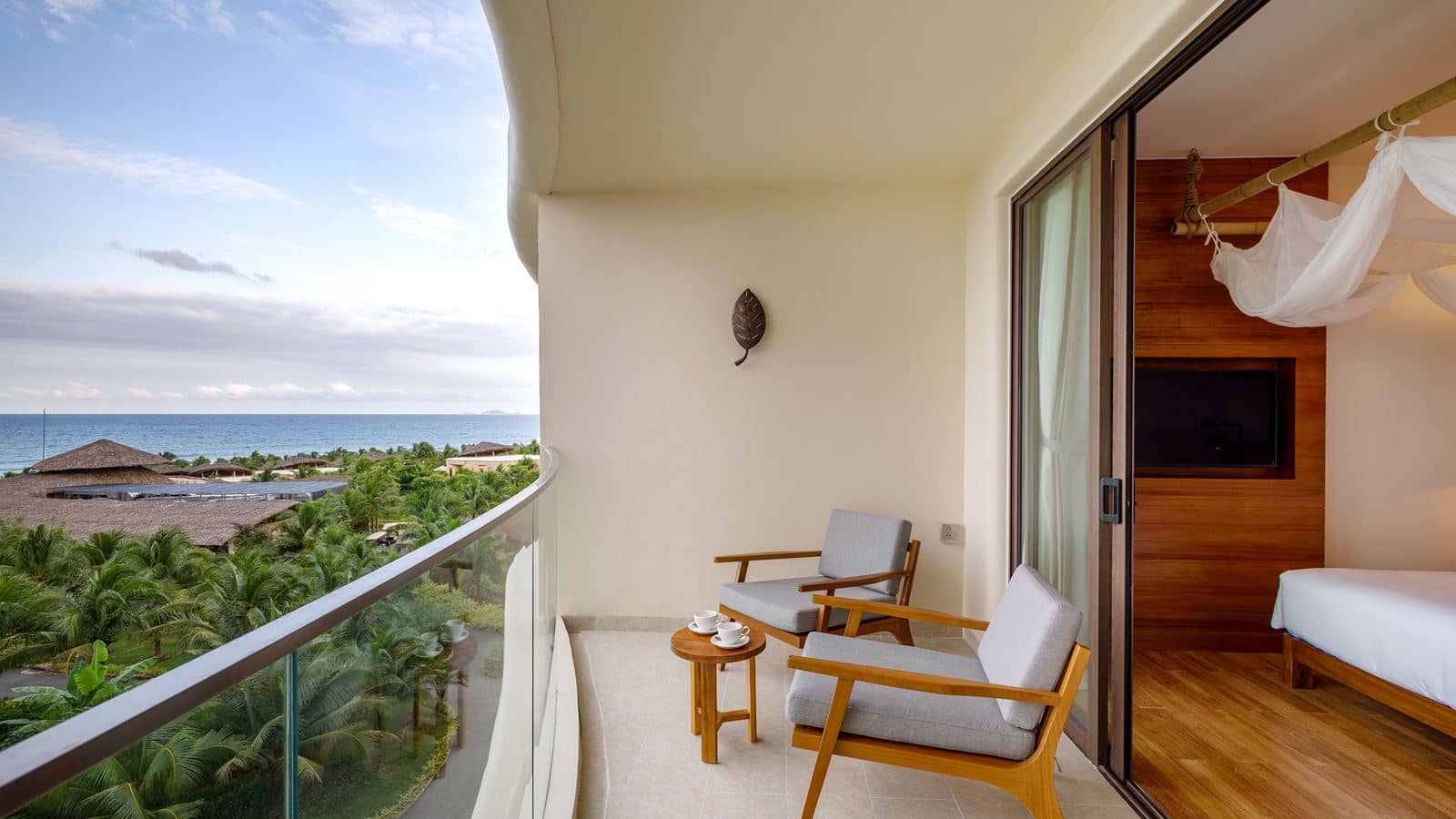 rooms-suite-1bedroom-sea-view